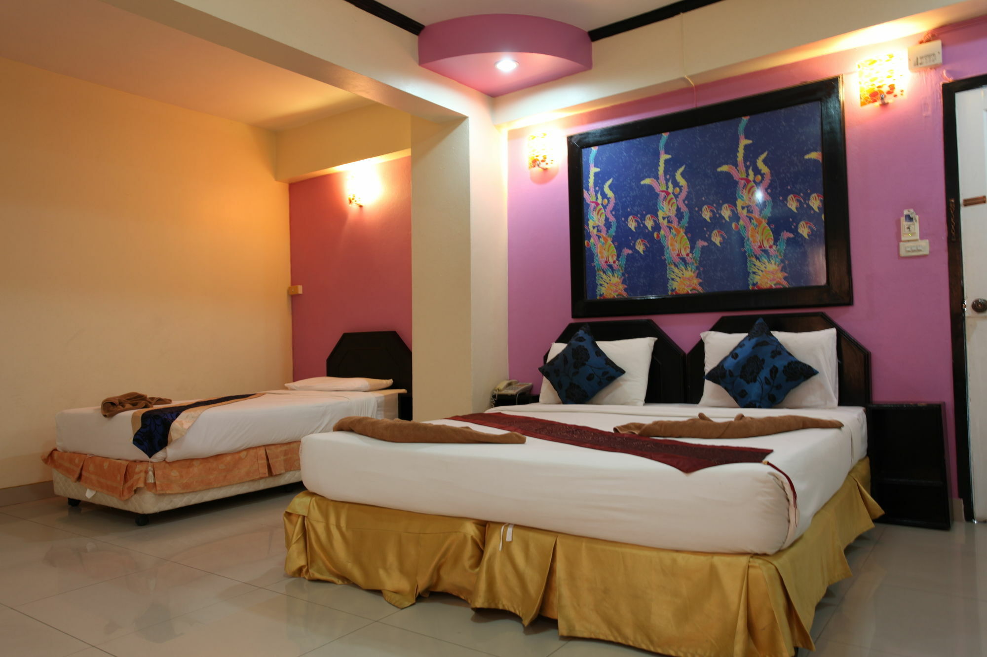 Home Pattaya Hotel Dış mekan fotoğraf